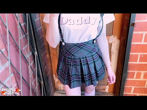 ❤️ 女學生深深地吸吮她的雞巴並亂搞而不是上課。 ❤️  性 在 zh-tw.kassa-standupbar.ru ️❤